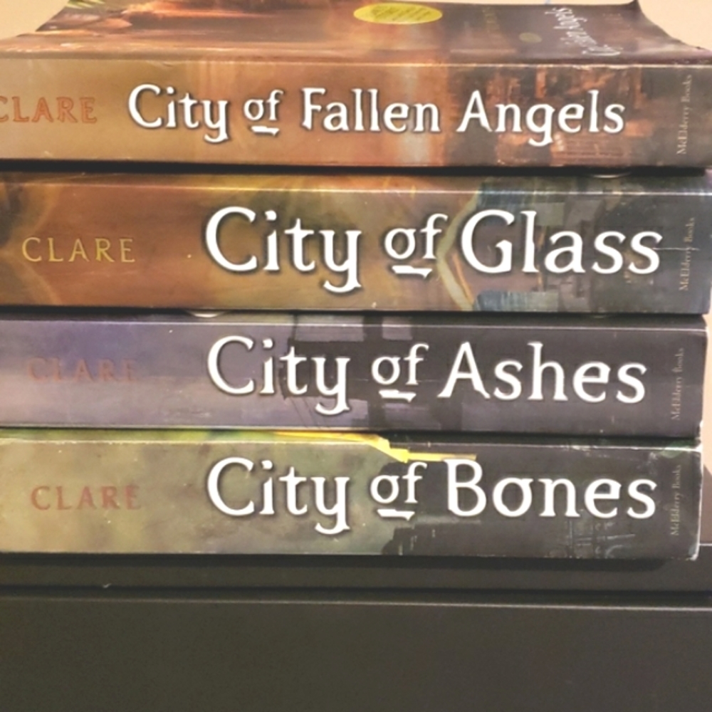 the mortal instruments series (4-four- books)